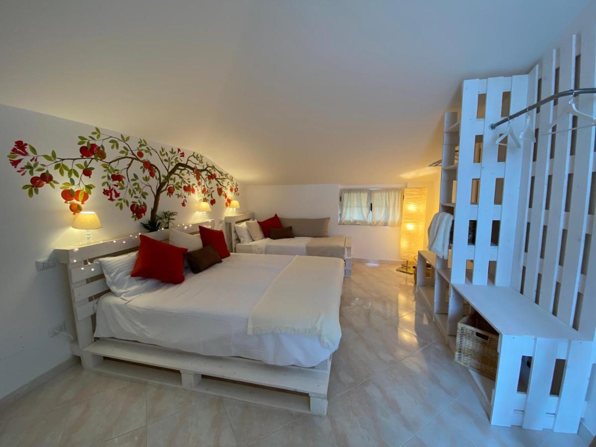 Alma Migrante Bed&Wine Hotel Telese Værelse billede